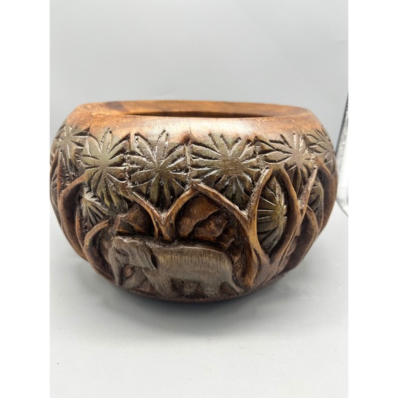 Vintage Hand Carved Wooden Bowl Elephants And Trees 3 D carving - Picture 5 of 8